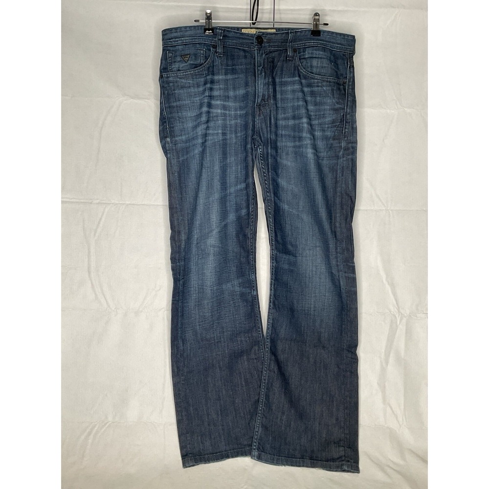 Guess Desmond Relaxed Straight Fit Jeans 34x30 Medium Wash Denim